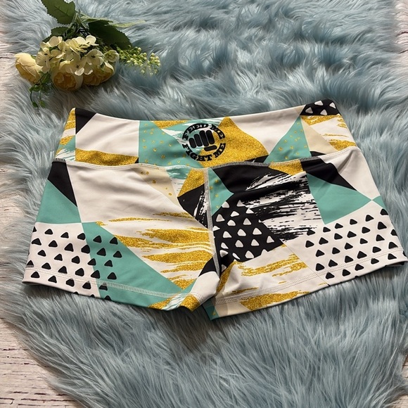 Feed Me Fight Me Geometric Crossfit Shorts sz M - Picture 6 of 7